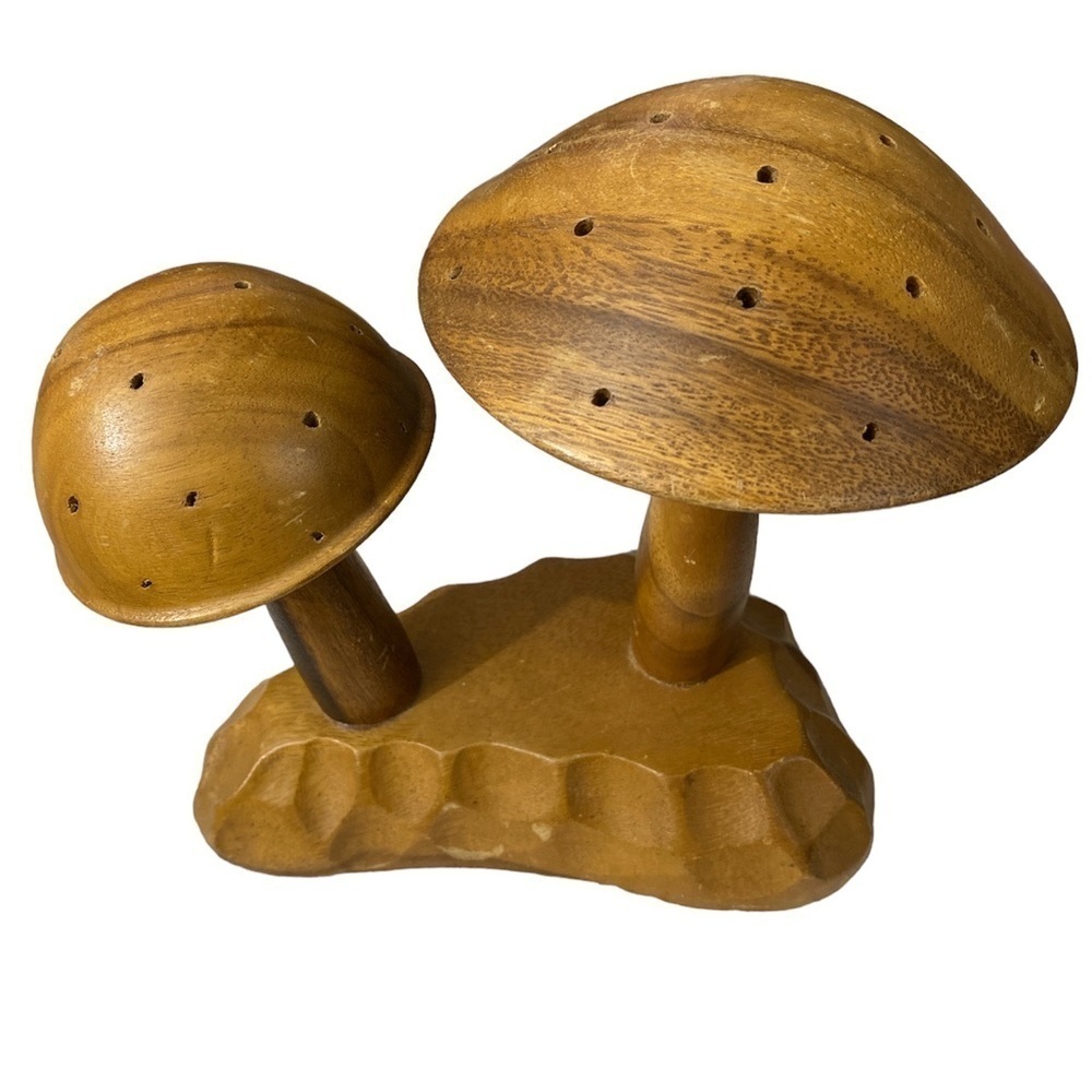 Leilani genuine monkey pod wood mushrooms hand crafted figurine #15